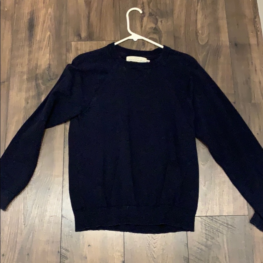 Crew neck sweater (medium)